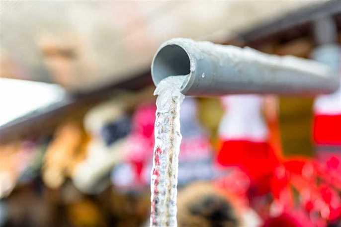 prevent-water-damage-from-frozen-pipes-reider-insurance